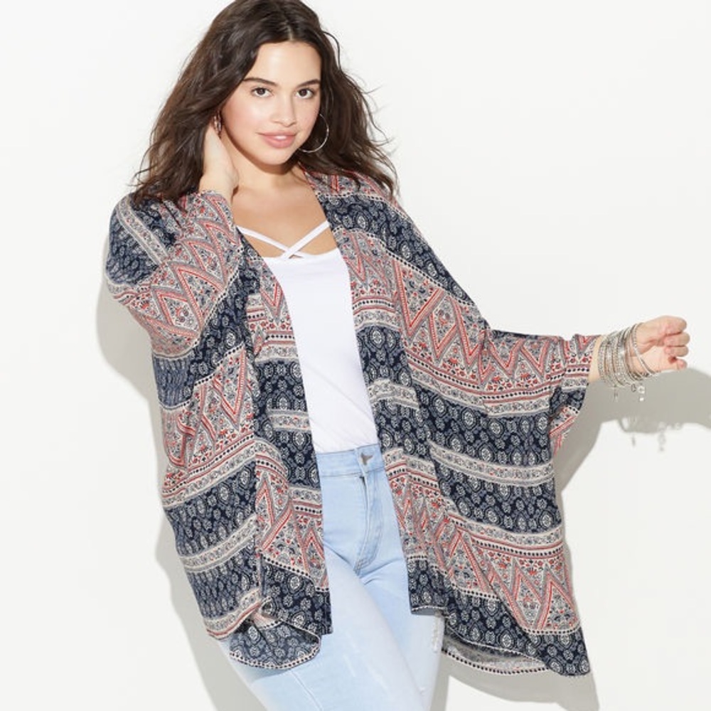 RED WHITE AND BLUE ABSTRACT KIMONO WITH LACE TRIM